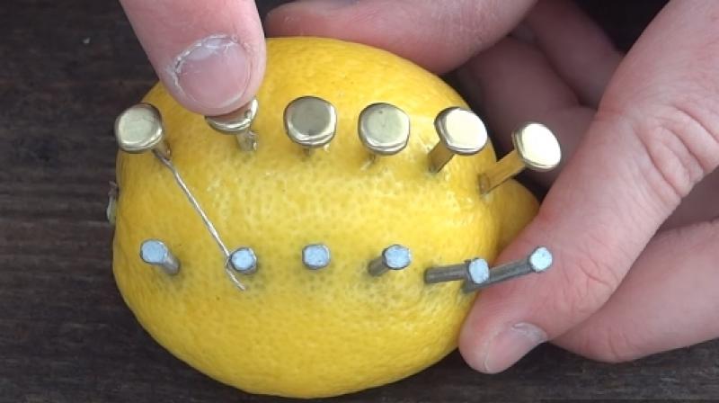 بالفيديو: تشعل النار ليمونة؟ Make Fire With LEMON
