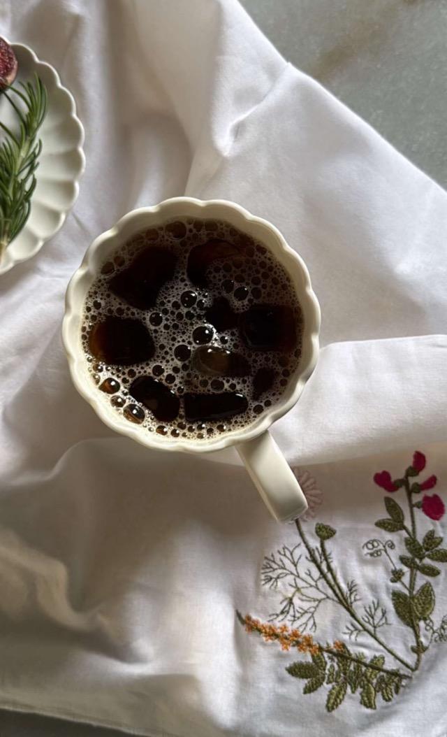 ���� ����� ���� ����� ����~