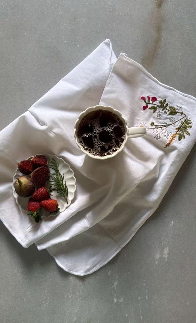 ���� ����� ���� ����� ����~